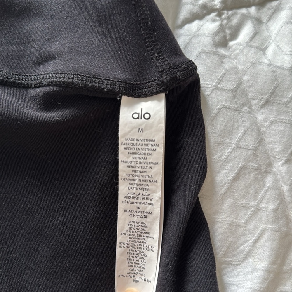 Alo Yoga Black 7/8 High-Waist Airbrush Legging - M - Picture 3 of 8